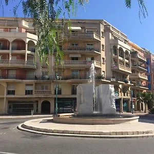 https://appartamento-in-centro-a-mentone-vicino-alla-spiaggia.fr-provencehotel.com