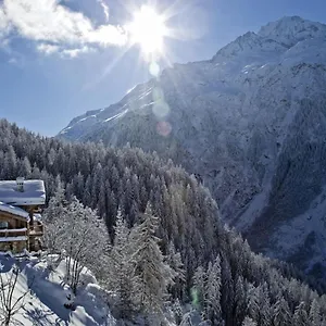 Rocher Chalet